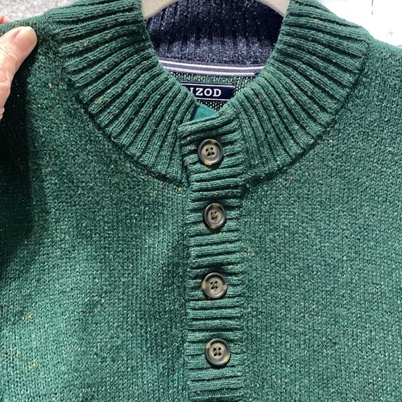 Izod Forest Green Raglan quarter button up long‎ sleeve sweater. Size XL - Picture 4 of 5